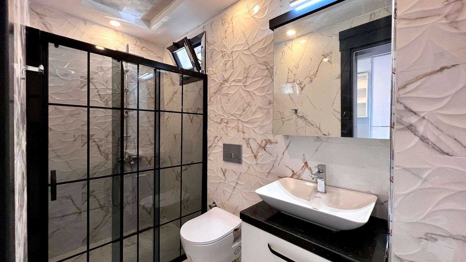 Beyaz Mermer Banyo & Duşakabin
